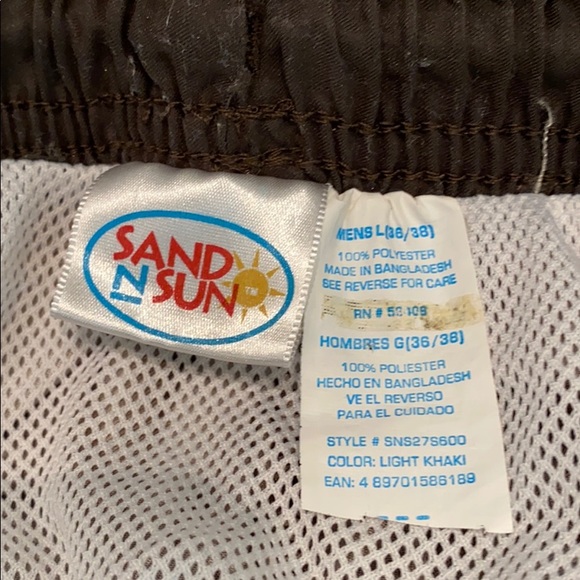 Sand and Sun Men’s L Swim Trunks - Picture 2 of 3